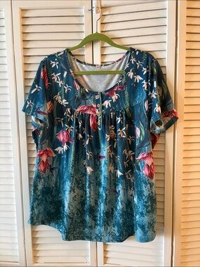 Floral Teal Women’s Short Sleeve Top